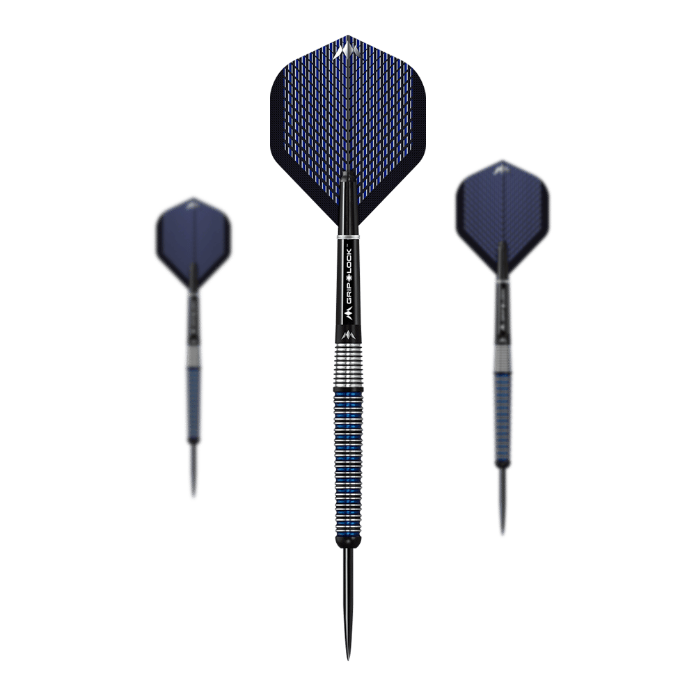 Ocelové šipky Mission Nightfall Model 3 Das Bild zeigt drei Steeldarts des Modells "Mission Nightfall Model 3". Die Darts haben blaue Flights und ein silber-blau gestreiftes Barrel.