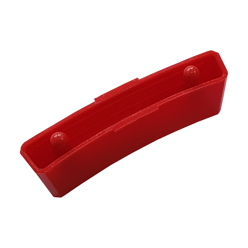 Das Bild zeigt ein rotes Ersatzfeld für das Granboard 132. Es ist rechteckig mit zwei kleinen runden Erhebungen an den Enden.