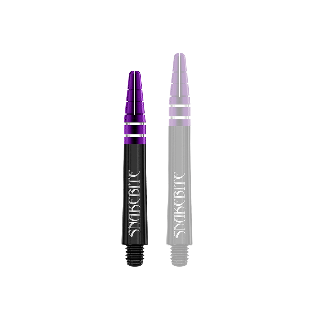 C697_Red_Dragon_Nitrotech_Peter_Wright_Black_Shafts_36mm_1BcXCiwDBcPHGL Das Bild zeigt zwei schwarze Dart-Schäfte mit violettem Kopf und silbernen Akzenten. Auf den Schäften steht in weißer Schrift das Wort „SNAKEBITE“.