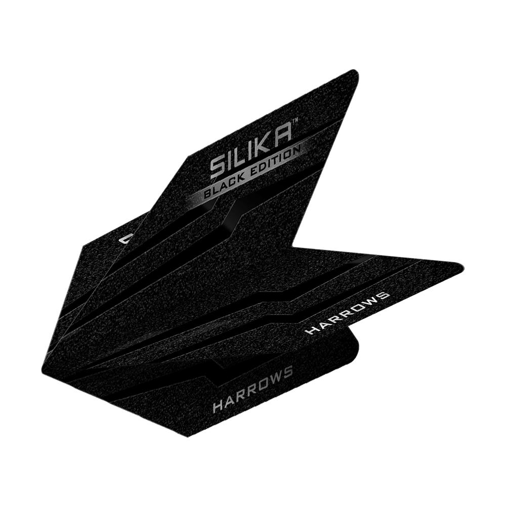 Harrows Silika Black Edition Velos Flights Das Bild zeigt die Harrows Silika Black-Edition Velos Flights. Die Flights sind schwarz mit silbernen Schriftzügen und haben ein modernes, eckiges Design.
