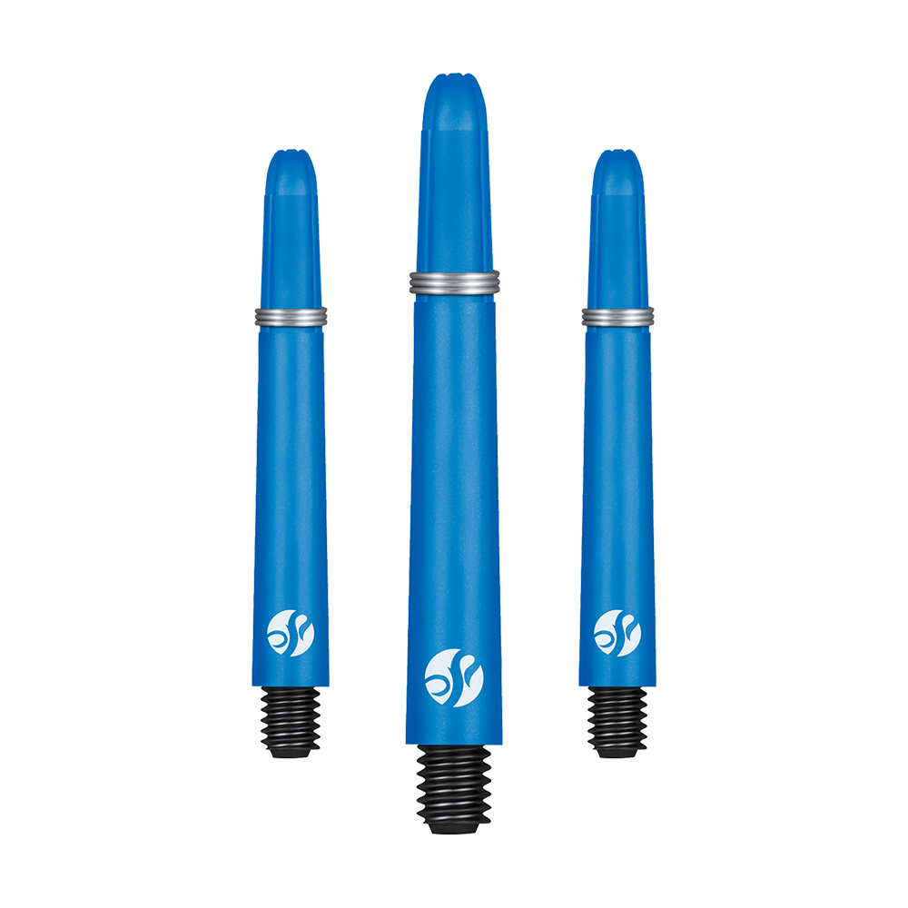 Shot Koi Carbon Shafts - Blau Das Bild zeigt drei blaue Dartschäfte in verschiedenen Längen. Jeder Schaft hat ein schwarzes Gewinde und einen weißen Aufdruck.