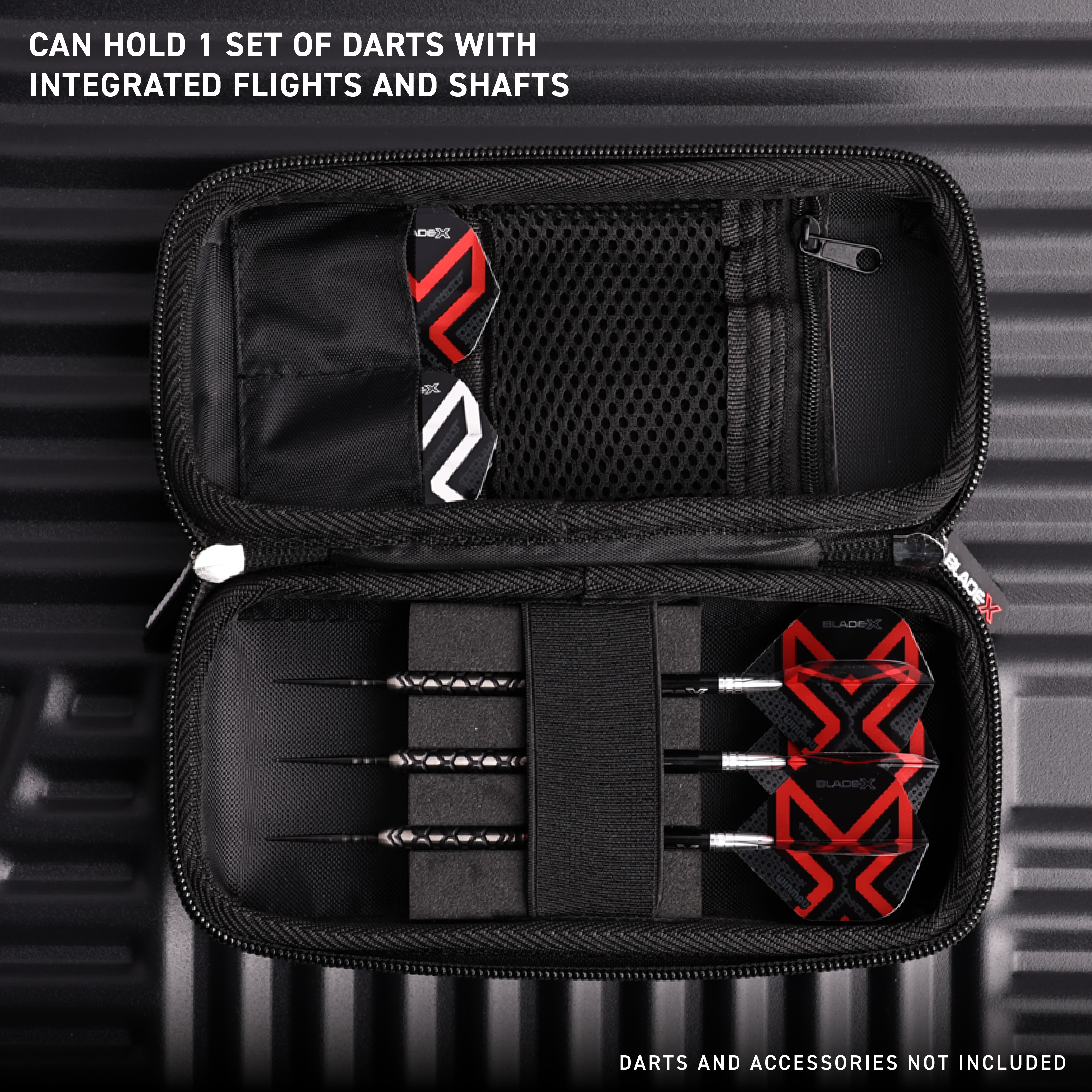 Winmau Blade X Armor G1 Dartwallet Das Bild zeigt das Produkt mit dem Dateinamen 8534_Winmau_Blade_X_Armor_G1_Dartwallet_W3. Es könnte sich um ein Dart-Accessoire handeln.