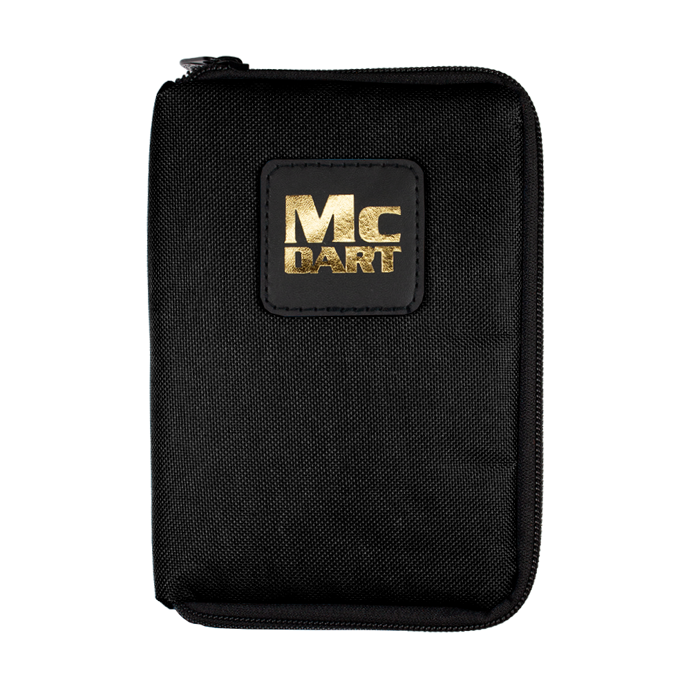 McDart Tasche mit 6 Steeldarts und Zubehör