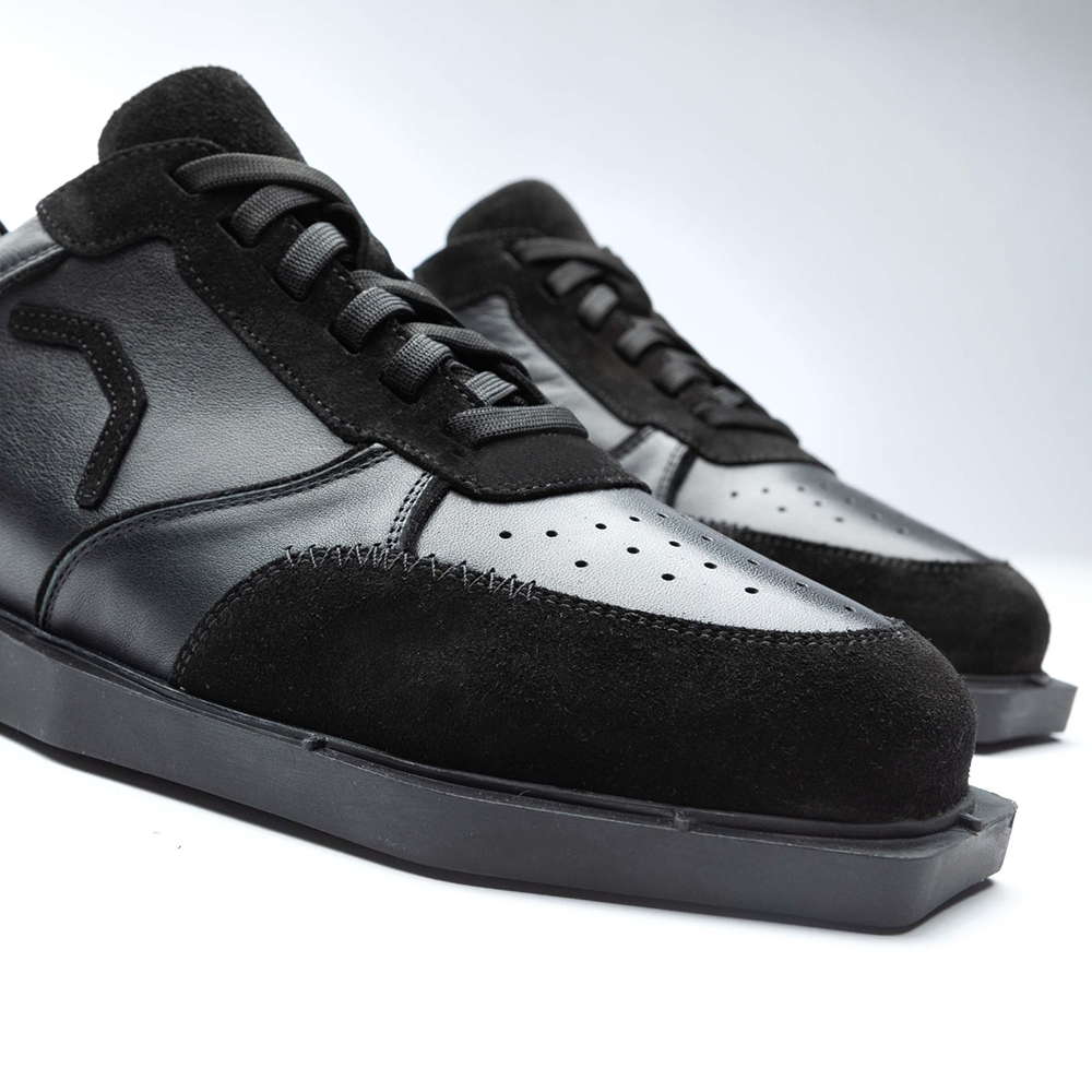 Skórzane buty do rzutek Triple20 — czarne