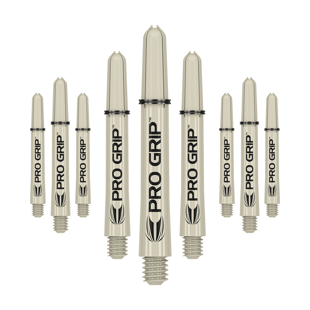 Target Pro Grip Shafts - 3 Sets - Sand Auf dem Bild sind neun beige Dartschäfte mit der Aufschrift "PRO GRIP" zu sehen. Sie sind in einer Reihe angeordnet und haben ein Schraubgewinde am unteren Ende.