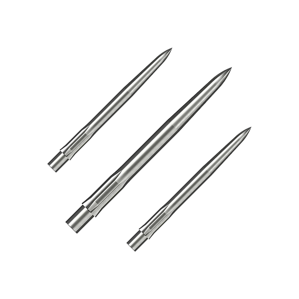 Puntas de dardos Caliburn System de acero - Lisas - Plateadas Das Bild zeigt drei silberne, glatte Steeldartspitzen. Sie liegen parallel nebeneinander auf weißem Hintergrund.