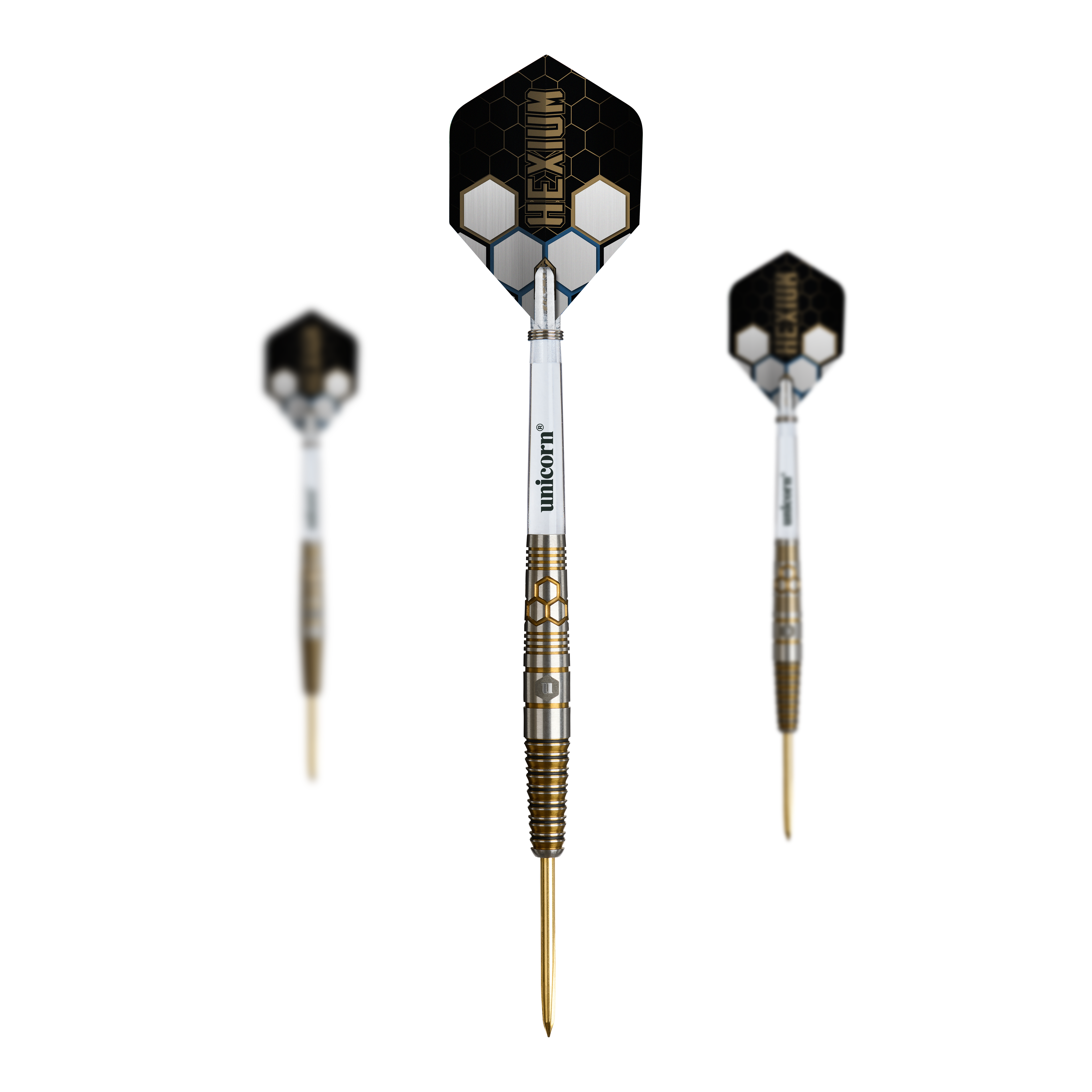 Dardos de acero Unicorn Hexium Style 03 dorados y negros Dieses Bild zeigt das Set der Unicorn Hexium Style 03 Gold & Black Steeldarts. Mehrere Darts im Gold und Schwarz Look liegen als Set zusammen.