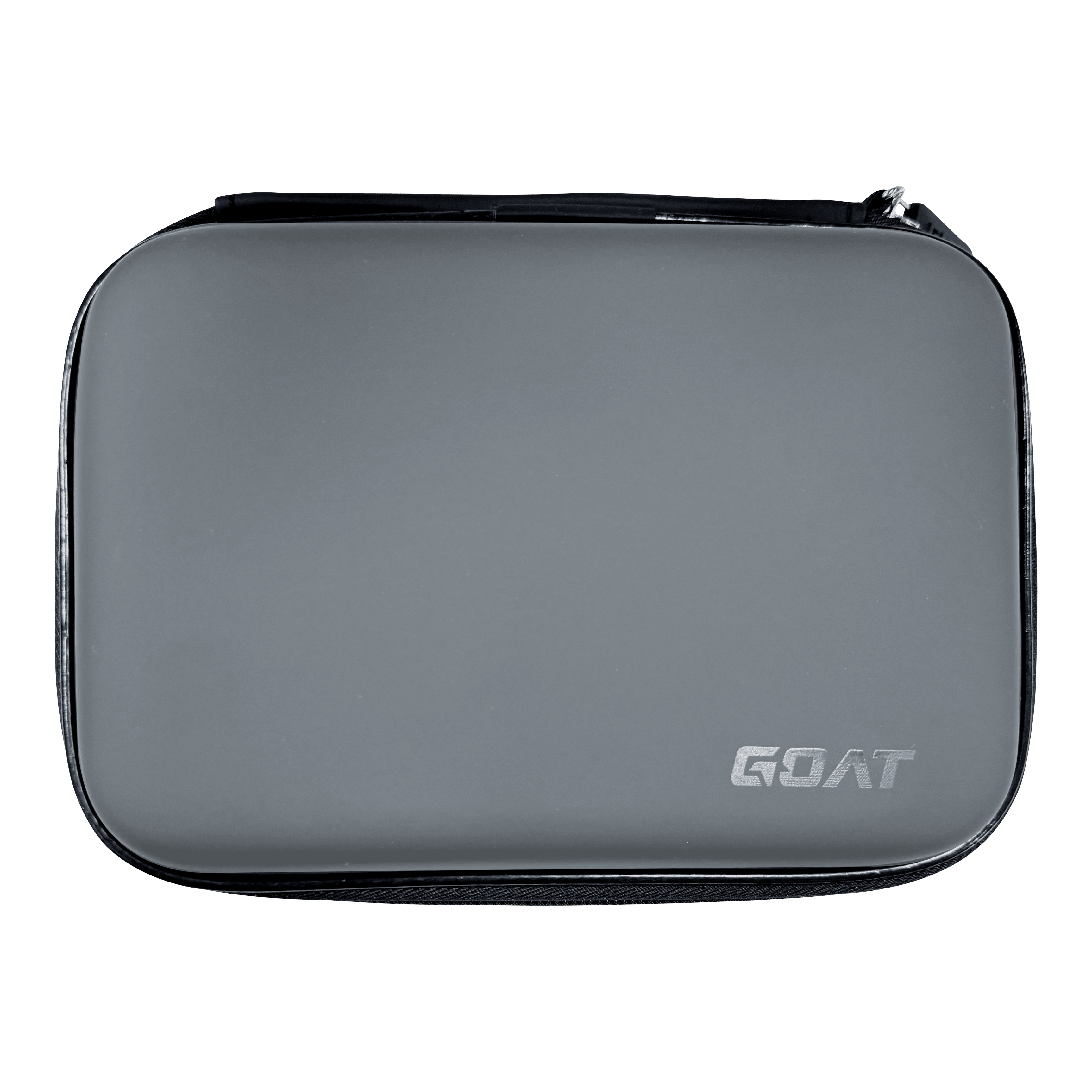 GOAT Locker XL Dartwallet Auf dem Bild ist eine graue, rechteckige Tasche mit abgerundeten Ecken zu sehen. In der rechten unteren Ecke steht das Wort "GOAT".