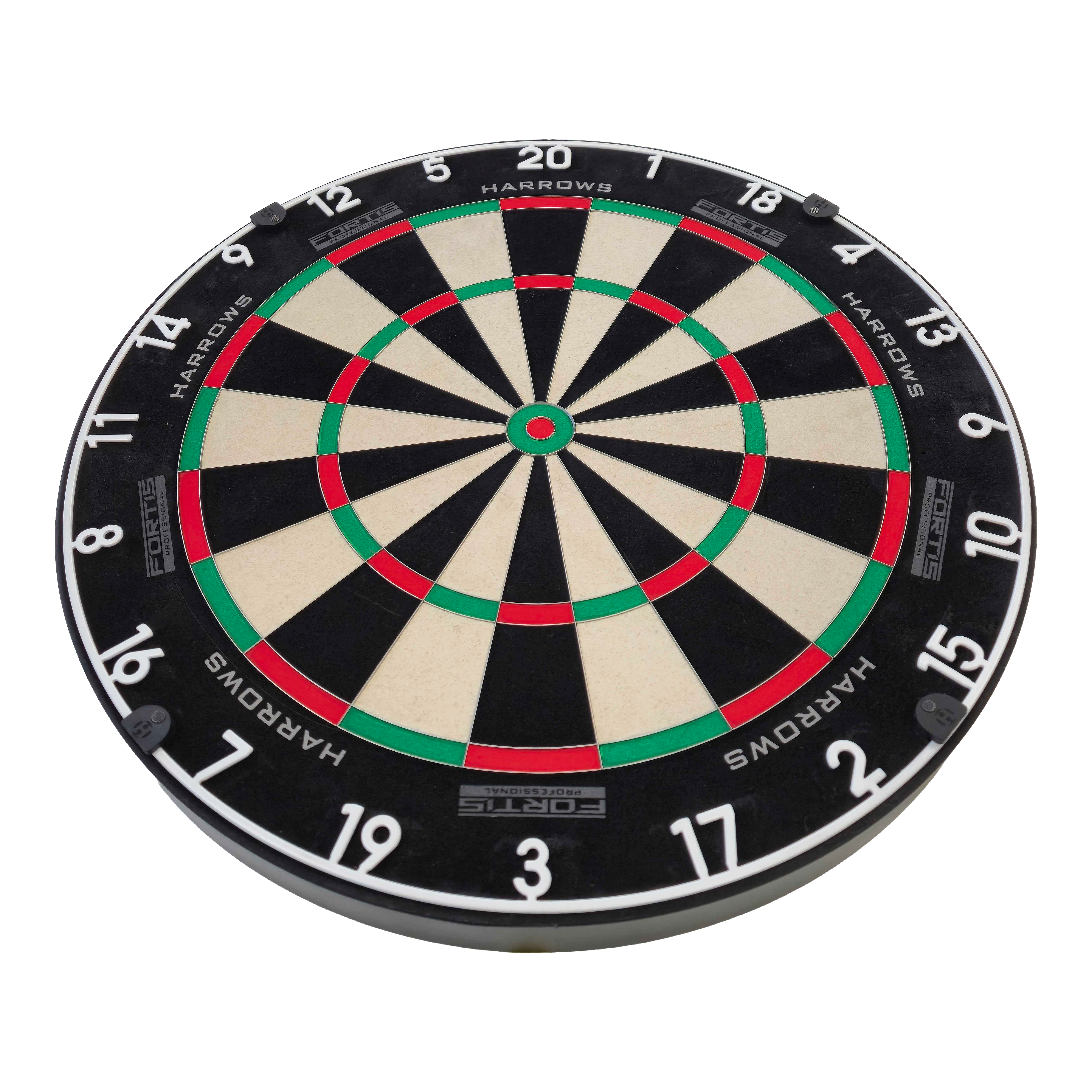 Das Bild zeigt das Harrows Fortis Steeldartboard in einer Nahaufnahme. Die Dartscheibe ist für höchste Ansprüche entwickelt.