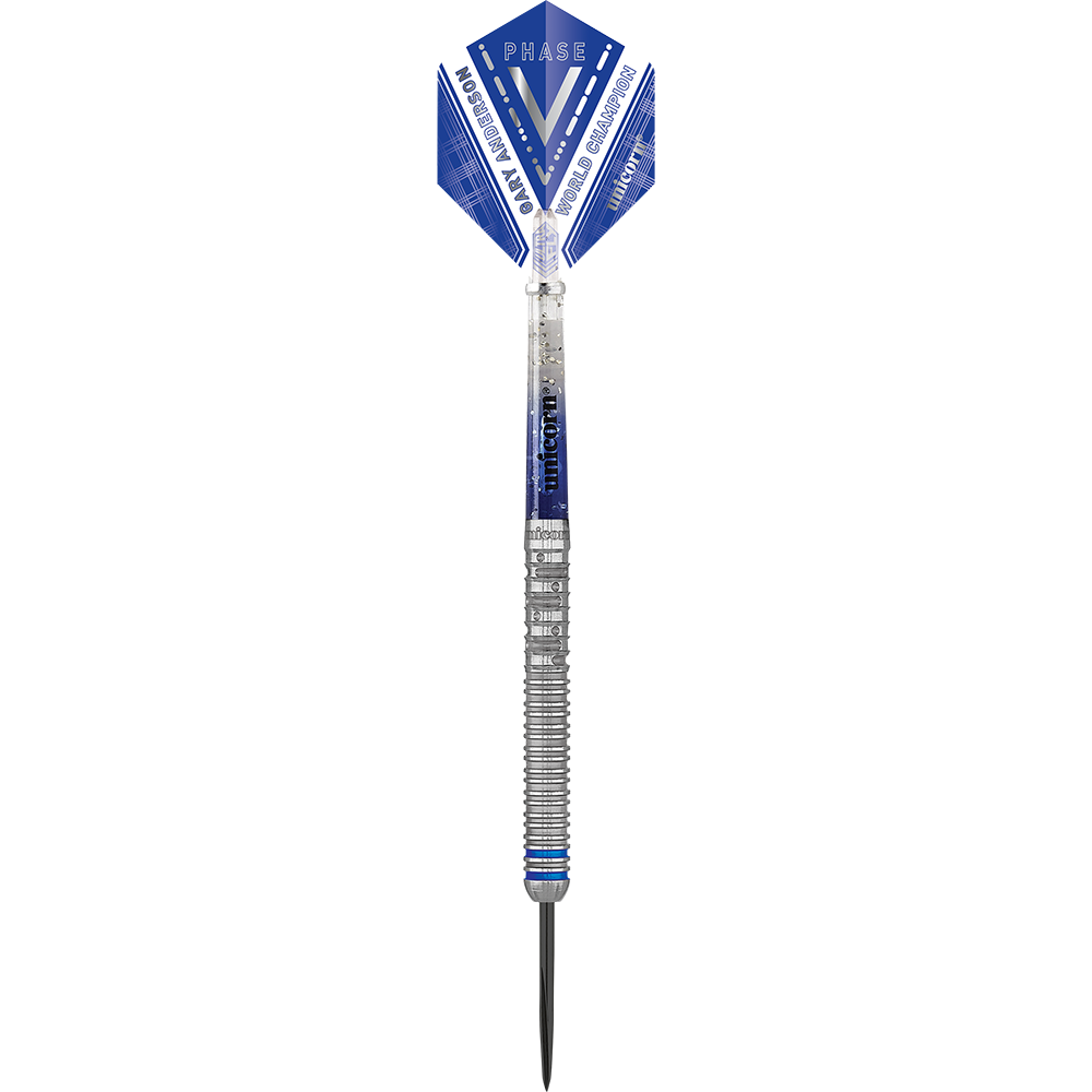 29020_Unicorn_W_C_Gary_Anderson_Phase_5_Steeldarts1fhuj0KcAUUfQz Das Bild zeigt einen Steeldart namens "Unicorn W.C. Gary Anderson Phase 5". Der Dart hat blaue und silberne Designelemente und einen spitzen Metallpfeil.