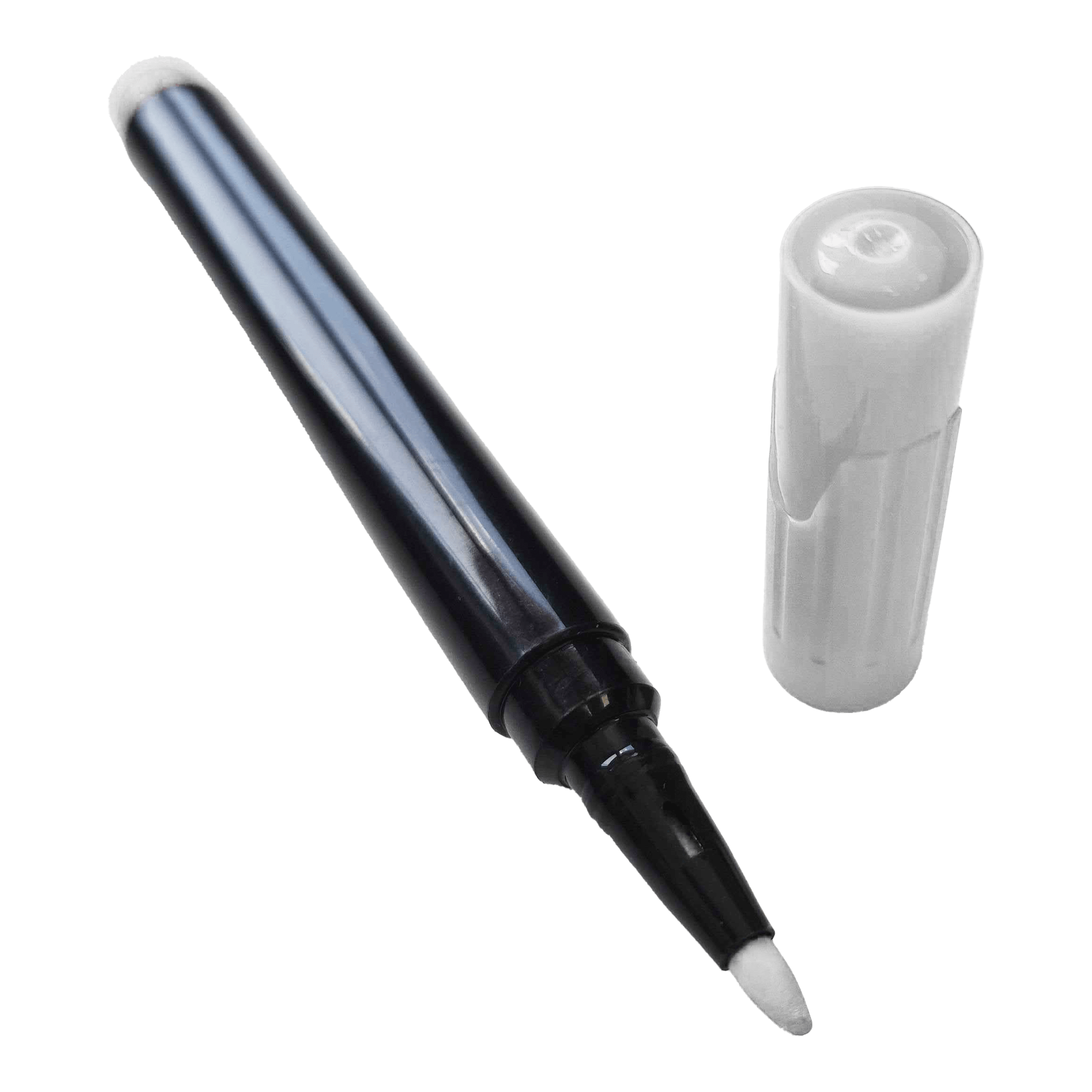 Board Marker Auf dem Bild ist ein schwarzer Whiteboardmarker mit abgenommener weißer Kappe zu sehen. Der Marker liegt schräg, während die Kappe daneben steht.