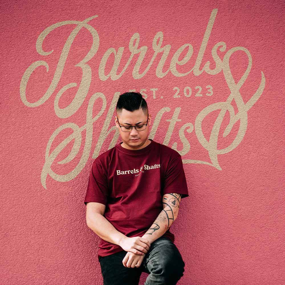 Camiseta Barrels and Shafts - Rojo Burdeos