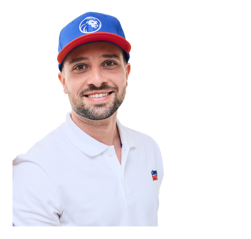 Löwen Kollektion Cap Die Abbildung zeigt eine Cap aus der Löwen Kollektion. Die Cap ist ein beliebtes Accessoire für Dartspieler.