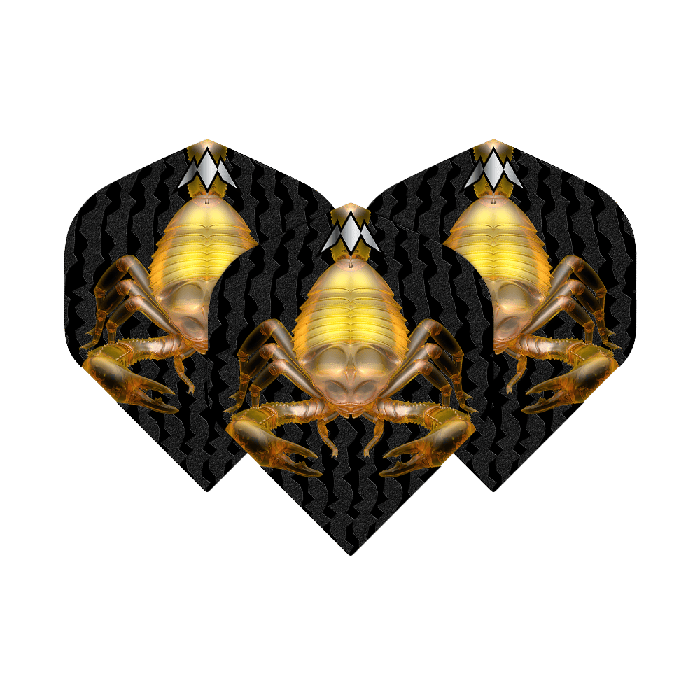 Standardní lety Mission Solo Scorpion No2 Das Bild zeigt drei Dart-Flights mit einem auffälligen Skorpion-Design auf schwarzem Hintergrund. Die Flights sind Teil des Produkts "Mission Solo Scorpion No2 Standard Flights".