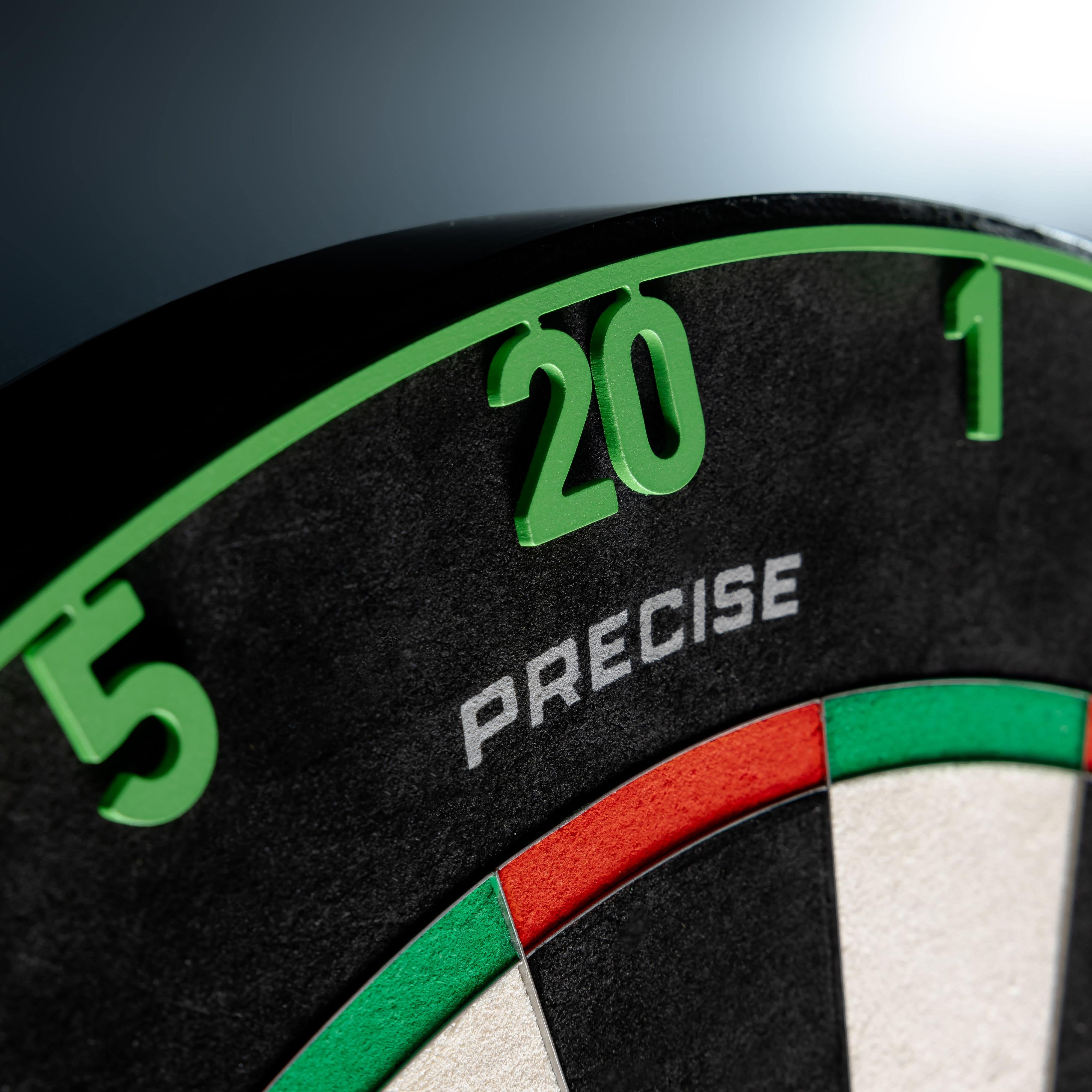 Precise 180 Endorphine Steeldartboard mit Nummernring - Emerald Green Das Precise 180 Endorphine Steeldartboard mit Nummernring in Emerald Green ist dargestellt. Dieses Board eignet sich für den professionellen Steeldartsport.
