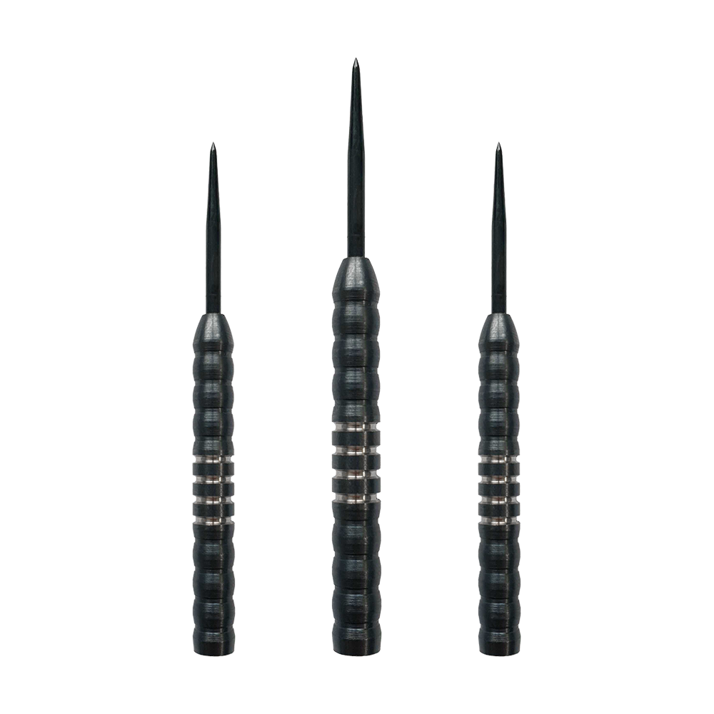 Ocelové hlavně na šipky McDart Midnight V1 Das Bild zeigt drei Steeldart-Barrels des Produkts „McDart Midnight V1 Steeldart Barrels“. Die Barrels sind schwarz mit silbernen Rillen und haben eine gerillte Oberfläche für besseren Halt.