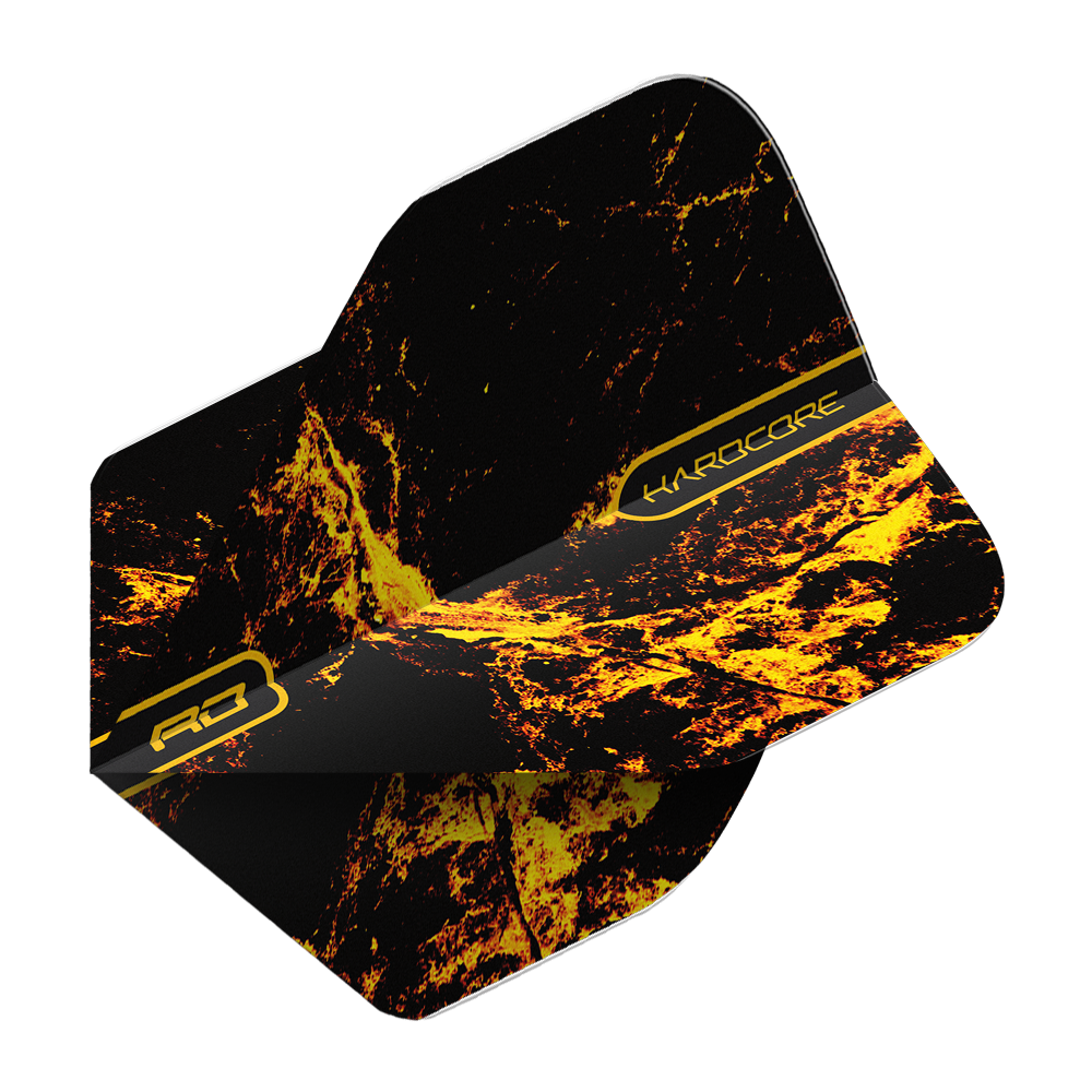 TF6634_Red_Dragon_Hardcore_Radical_Golden_Strike_Standard_Flights_2AFDAK6hntDCpK Das Bild zeigt ein Dart-Flight mit einem auffälligen, goldgelben und schwarzen Design. Auf dem Flight stehen die Wörter "HARDCORE" und "RD" in gelber Schrift.