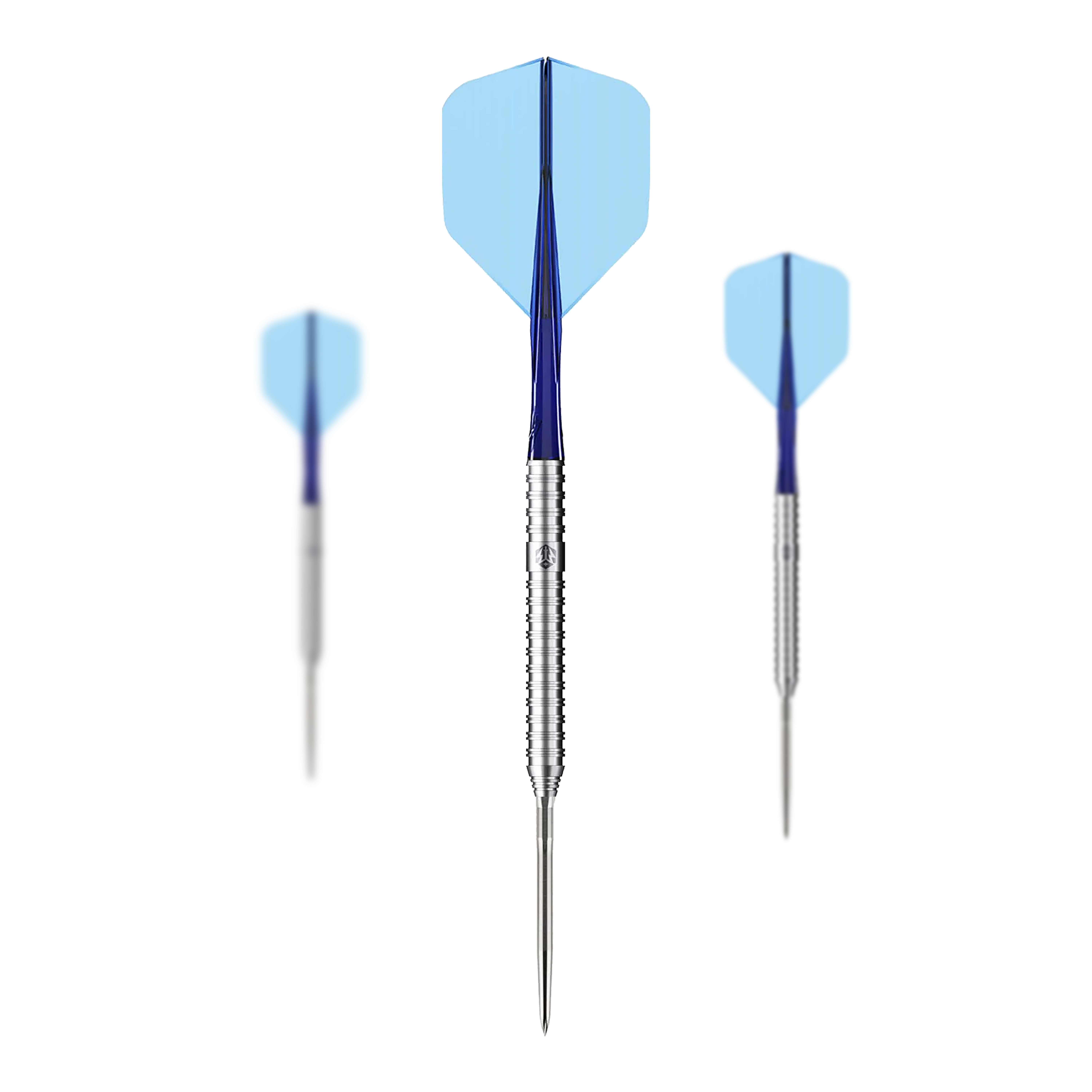 Ocelové šipky Caliburn Forge F3 - 22g Das Bild zeigt drei Caliburn Forge F3 Steeldarts mit einem Gewicht von 22g. Die Darts haben blaue Flights und silberne, gerillte Spitzen.