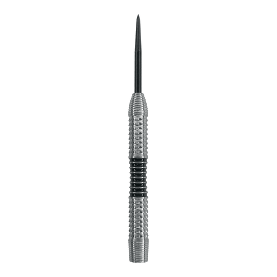 McDart Black Stripe 2 ocelové hlavice na šipky - 22g Das Bild zeigt einen silbernen Steeldart-Barrel mit einer schwarzen Griffzone in der Mitte. Es handelt sich um das Produkt "McDart Black Stripe 2 Steeldart-Barrels - 22g".