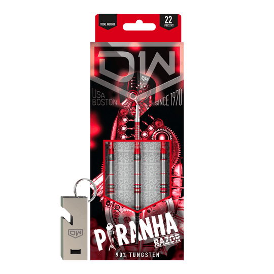 Šipky DW Piranha Razor 02 Softdarts Das Bild zeigt die Verpackung der DW Piranha Razor 02 Softdarts. Die Verpackung ist überwiegend schwarz und rot gestaltet und enthält drei Darts sowie ein Zubehörteil.
