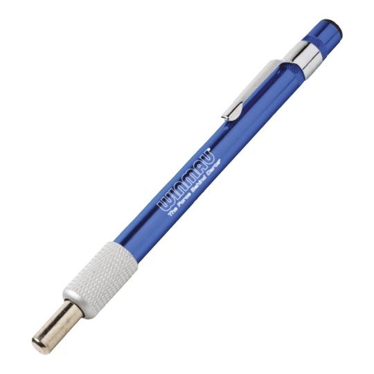 Winmau Diamond Point Sharpener Schleifstein Ein blauer Schleifstein für Dartspitzen ist abgebildet. Das Produkt dient dazu, die Spitzen von Darts zu schärfen.