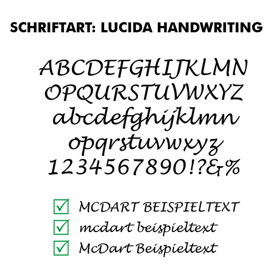 Flightdruck_Schriftart_LucidaHandwritingJL6dkRpa54zfF Dieses Bild zeigt die Schriftart „Lucida Handwriting“ mit allen Buchstaben, Zahlen und Sonderzeichen. Unten werden Beispieltexte in verschiedenen Schreibweisen der Schriftart angezeigt.
