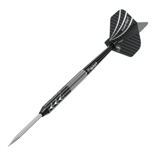 Bulls Challenger Arno Merk ocelové šipky - 22g Das Bild zeigt einen Bulls Challenger Arno Merk Steeldart mit einem Gewicht von 22g. Der Dart ist überwiegend schwarz mit einem silbernen Griffbereich und einer schwarzen Flight.