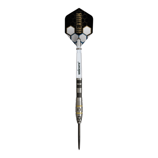 Dieses Bild zeigt die Unicorn Hexium Style 01 Black & Gold Steeldarts. Die Steeldarts sind in den Farben Schwarz und Gold gestaltet.