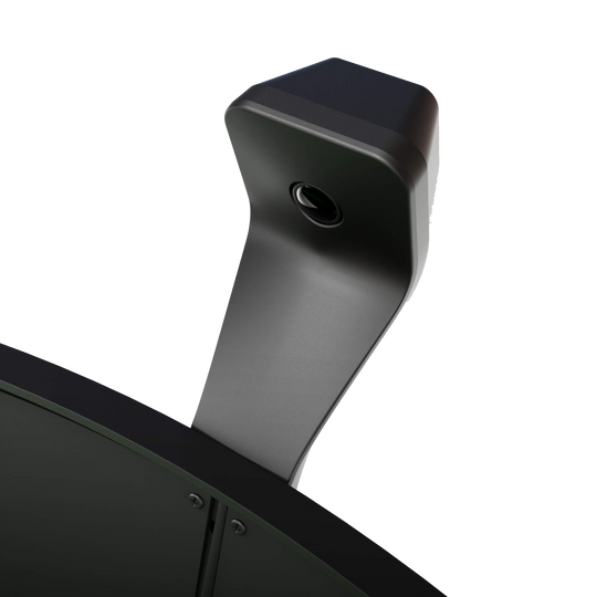 Scolia Home 2 FLEX - Elektronický systém automatického bodování 2026 Auf dem Bild ist das Produkt "Scolia Home 2 FLEX – Electronic Score System" zu sehen. Es handelt sich um ein modernes elektronisches Punktesystem, das über einer runden Fläche montiert ist.