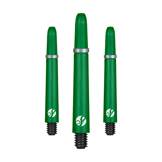 Auf dem Bild sind drei grüne Dartschäfte mit schwarzen Gewinden zu sehen. Sie haben silberne Ringe und ein weißes Logo am unteren Ende.