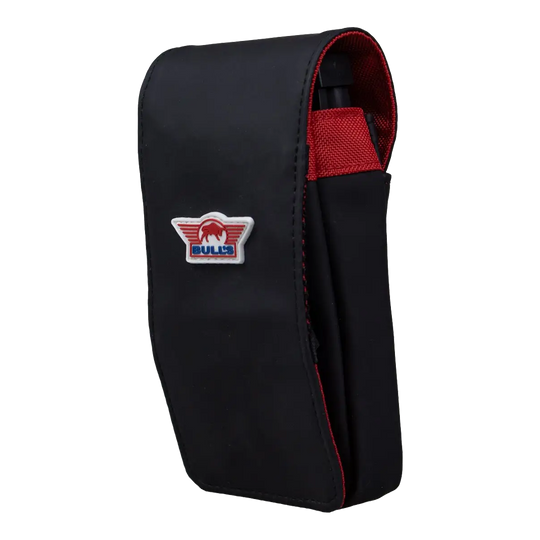 Měkký obal Bulls NL Spacecase černo-červený Abgebildet ist das Bulls NL Spacecase Softcase Schwarz-Rot. Es handelt sich um eine Darttasche für einfachen Transport.