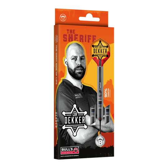 Auf dem Foto sind die Bulls Cor Dekker The Sheriff Softdarts - 20g zu sehen. Die Softdarts sind aus einer anderen Perspektive abgebildet.