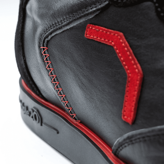 Chaussures de fléchettes en cuir Triple20 - Noir Rouge