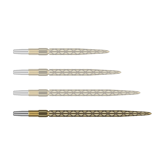 Target Swiss Diamond Pro Gold Dartspitzen Das Bild zeigt vier goldfarbene Dartspitzen mit einem rautenförmigen Muster. Die Spitzen liegen parallel nebeneinander auf einem grünen Hintergrund.