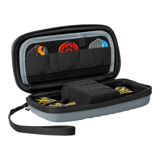 Pouzdro na šipky Bulls Orbis S - šedé Auf dem Foto ist das Bulls Orbis S Dartcase in Grau abgebildet. Diese Darttasche bietet Schutz und praktischen Stauraum für Dartzubehör.