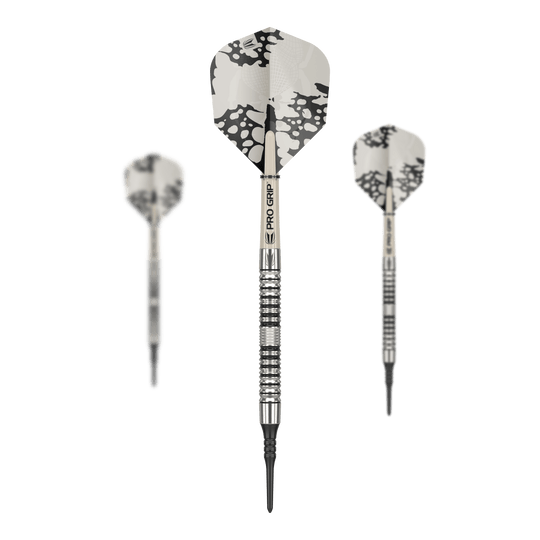 Freccette morbide Target EXO 10 Das Bild zeigt drei Target EXO 10 Softdarts mit silbernen Schäften und schwarz-weißen Flights. Die Darts haben eine strukturierte Griffzone und sind für Präzision im Spiel ausgelegt.