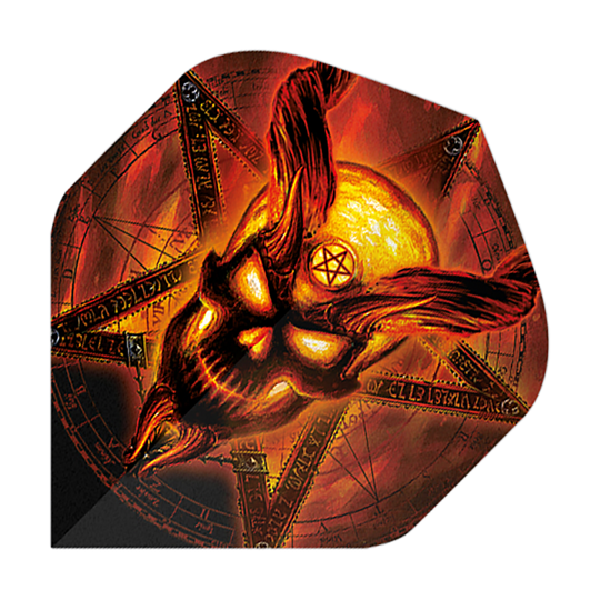 Standardní lety pro Alchemy Burning Temple No2 Das Bild zeigt einen Dartflight mit einem brennenden, dämonischen Schädel und einem Pentagramm im Hintergrund. Die Farben sind hauptsächlich in Rot-, Orange- und Gelbtönen gehalten, was das feurige Design betont.