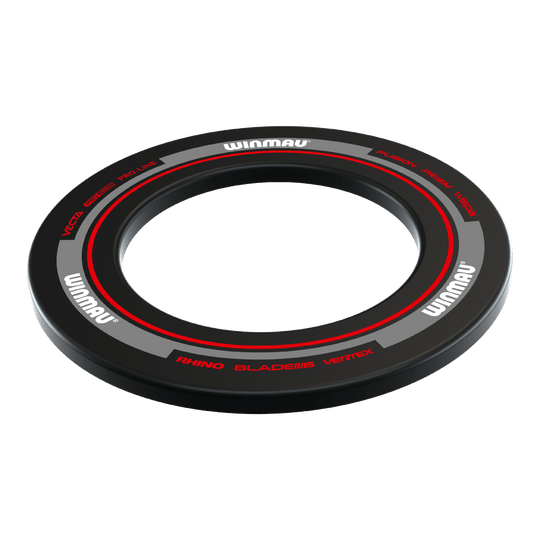 Marco para diana Winmau Advance - Negro Rojo Dieses Bild zeigt das Winmau Advance Dartboard Surround in Schwarz-Rot. Der runde Schutzring hat ein modernes Design mit roten und grauen Akzenten sowie dem Winmau-Logo.