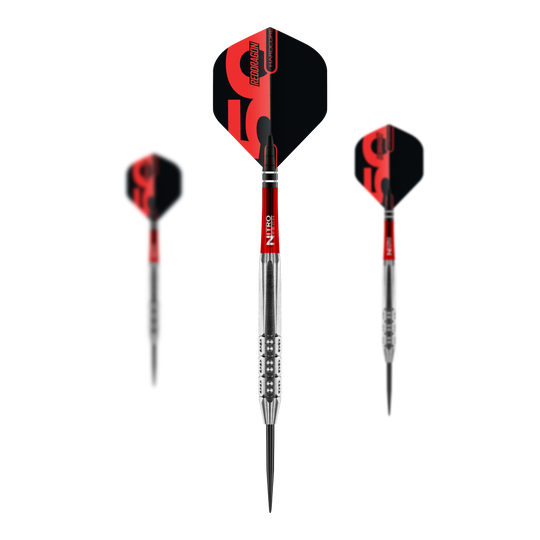 Das Bild illustriert ein Set der Red Dragon 50 Year Collection Hexoset 3 Steeldarts mit 25g Gewicht. Diese Steeldarts sind Teil einer limitierten Sammleredition.