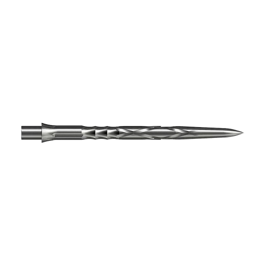 Auf dem Bild ist eine silberne Steeldartspitze mit eingedrehtem Muster zu sehen. Sie ist lang und schmal mit einer spitzen Spitze.