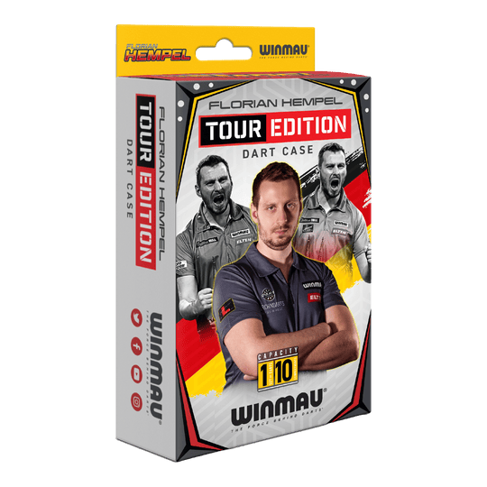 Etui na lotki Winmau Florian Hempel Tour Edition Die Verpackung zeigt das Produkt "Winmau Florian Hempel Tour Edition Dartcase". Auf der Vorderseite sind Bilder von Florian Hempel und der Hinweis auf eine Kapazität von 110 Darts abgebildet.