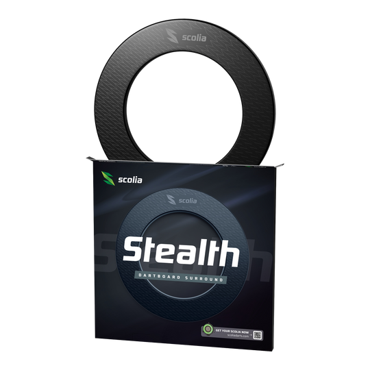 Bordo per bersaglio per freccette Scolia Stealth Das Bild stellt das Scolia Stealth Dartboard Surround dar. Es schützt die Umgebung und rahmt die Dartscheibe stilvoll ein.