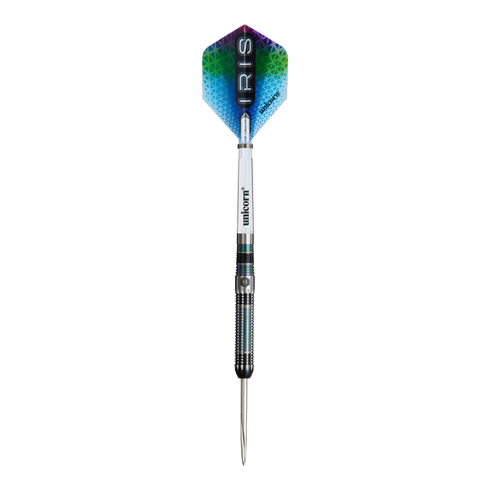 Dardos de acero Unicorn Iris Das Bild zeigt einen Steeldart namens "Unicorn Iris". Der Dart hat einen bunten Flight mit dem Schriftzug "IRIS" und einen metallischen Schaft.
