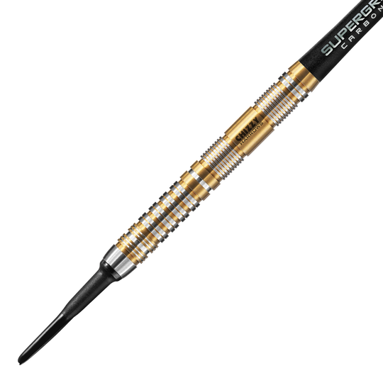 Miękkie rzutki Harrow's Dave Chisnall Chizzy Series 2 Das Bild zeigt einen Harrows Dave Chisnall Chizzy Series 2 Softdart. Der Dartpfeil hat ein auffälliges Design mit goldenen und silbernen Ringen entlang des Barrels.