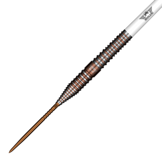 Šipky Bulls NL Max Hopp E5 Convertible Point Steel Darts Zu sehen ist das Set Bulls NL Max Hopp E5 Convertible Point Steeldarts. Die Darts sind schlank gearbeitet.