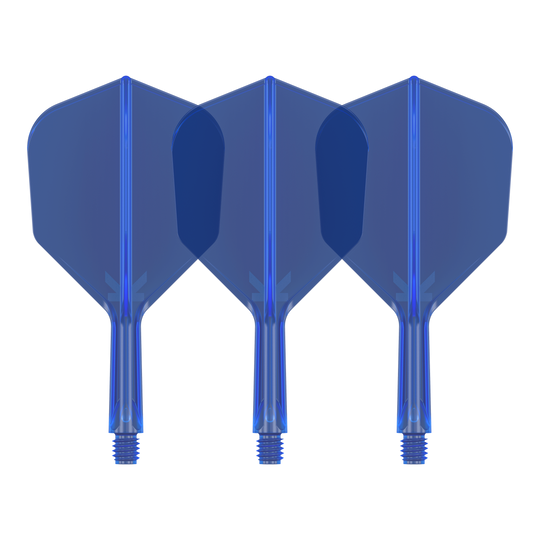 Auf dem Bild sind drei blaue Dartflights zu sehen. Sie stehen nebeneinander und haben eine sechseckige Form.