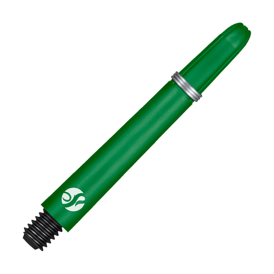 Shot Koi Carbon Shafts - Grün Dies ist ein grüner Dart-Schaft mit einem Metallring und einem schwarzen Gewinde. Er hat ein weißes Logo am unteren Ende.