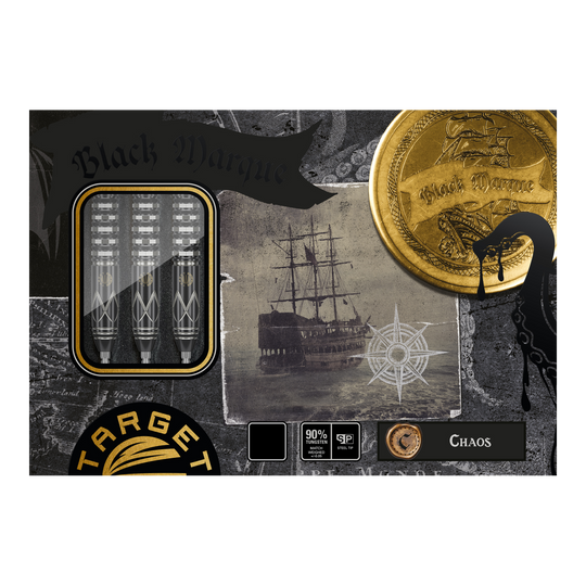 Target Japan Black Marque Chaos Swiss Point Steeldarts Das Bild zeigt die Verpackung der "Target Japan Black Marque Chaos Swiss Point Steeldarts". Auf der Verpackung sind drei Dartpfeile, ein altes Segelschiff und ein goldener Münz-Motiv zu sehen.
