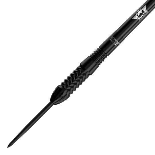 Dardos de acero Bulls NL Caliber Black Das Bild zeigt einen schwarzen Steeldart der Marke Bulls NL Caliber. Der Dart hat eine strukturierte Griffzone und ein glänzendes, elegantes Design.