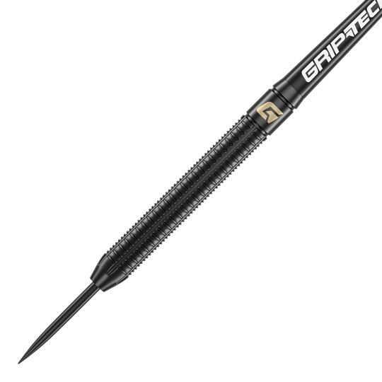 Freccette in acciaio GOAT Athlete in ottone nero - 13 g Das Bild zeigt einen schwarzen Steeldart mit dem Namen "GOAT Athlete Black Brass Steeldarts - 13g". Der Dart hat eine geriffelte Oberfläche für besseren Halt und trägt den Schriftzug "GRIP-TEC".